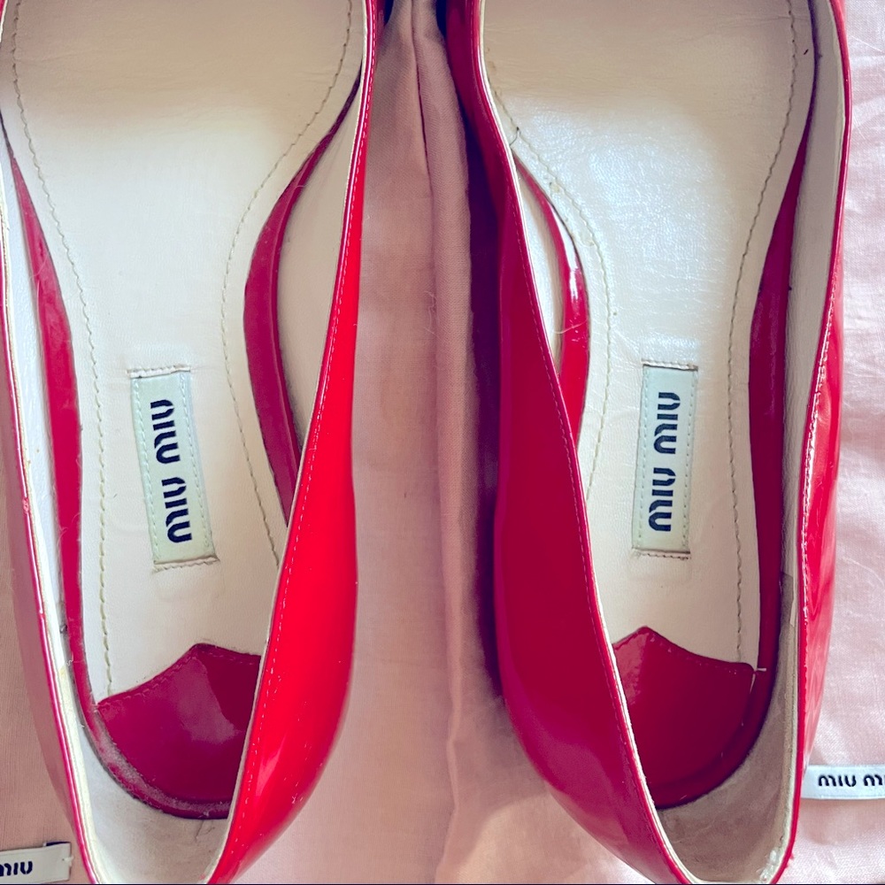 Like New Miu Miu Pointed Toe Patent Leather Flats - image 3